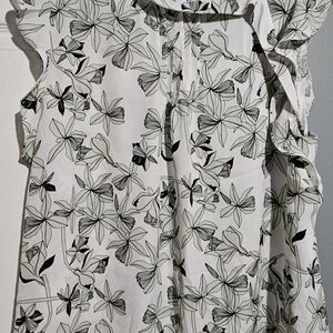 Liz Claiborne White Blouse with Black Floral Sketch Print